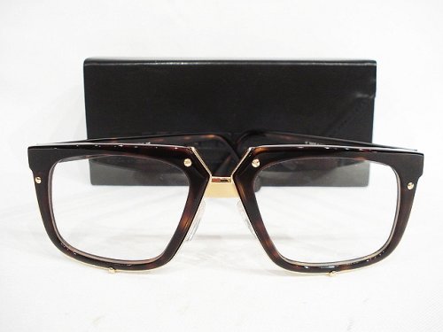 Cazal 643 「Accessorie」 入荷しました。