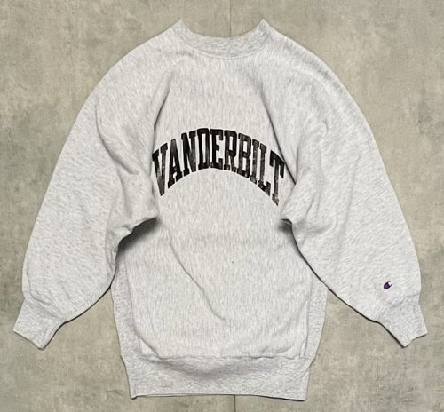 90'S CHAMPION "VANDERBILT" 刺繍タグ リバースウィーブ グレー USA製 (VINTAGE) 「Sweat Shirt」入荷しました。
