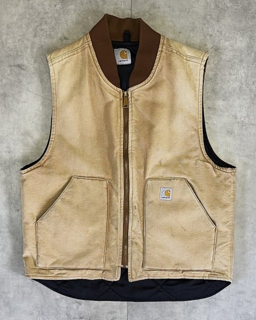 CARHARTT 裏地キルティング ダックベスト フェードブラウン (VINTAGE) 「No Sleeve」入荷しました。