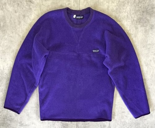80'S PATAGONIA 旧タグ 前V ガゼット付き クルーネック フリース パープル (VINTAGE) 「Jacket」入荷しました。