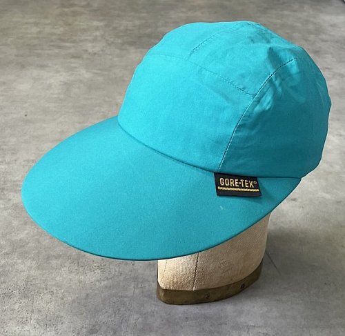 80'S EDDIE BAUER 黒タグ ゴアテックス ロングビルキャップ グリーン USA製 (VINTAGE) 「Cap」入荷しました。