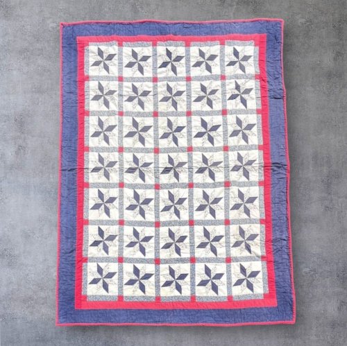 ヴィンテージ パッチワーク キルト ハンドメイド 203cm x 158cm USA製 (VINTAGE) 「Antique Goods」入荷しました。