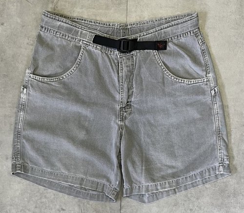 80'S GRAMICCI 旧ロゴ ベルト付き ショーツ グレー USA製 (VINTAGE) 「Shorts」入荷しました。