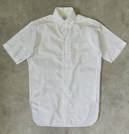 60'S BROOKS BROTHERS "MAKERS" 6ボタン オックスフォード 半袖 BDシャツ ホワイト USA製 (VINTAGE) 「S/S Shirt」入荷しました。