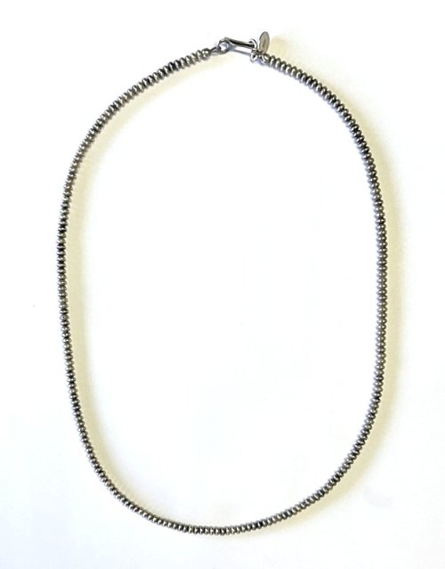 ナバホ族 インディアンジュエリー ナバホパール シルバーネックレス (NEW) 「Accessorie」入荷しました。