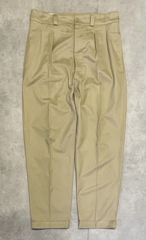 50'S フランス軍 M52 ボタンフライ ツータック チノパンツ ベージュ (VINTAGE)「Bottoms」入荷しました。