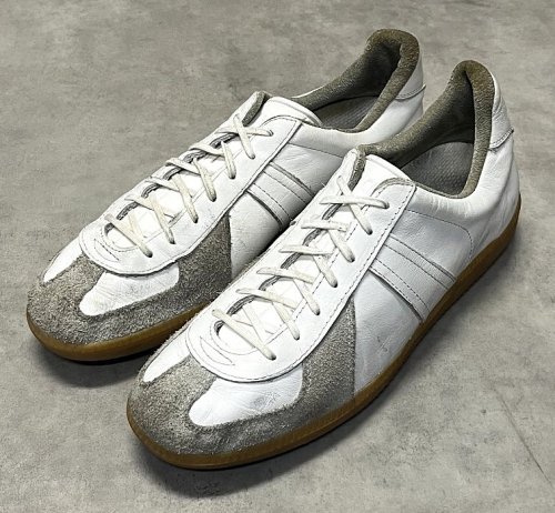 ドイツ軍 実物 "BW SPORT" ジャーマントレーナー ホワイト (VINTAGE)「Shoes」入荷しました。