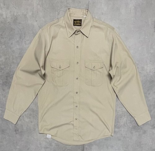 90'S EDDIE BAUER 黒タグ ポプリンシャツ ベージュ USA製 (VINTAGE)「L/S Shirt」入荷しました。
