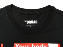 他の写真1: THE BROAD x BARBARA KRUGER Tシャツ BLACK 日本未発売 (NEW)