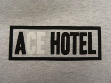 他の写真2: ACE HOTEL ボックスロゴ スウェット パーカー HEATHER GREY (NEW)