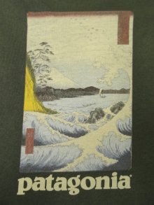 他の写真1: PATAGONIA "冨士三十六景　駿河薩タ之海上" バックプリント 半袖 Tシャツ USA製 (VINTAGE)