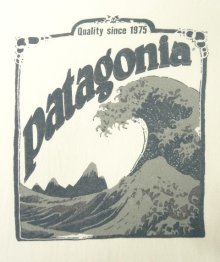 他の写真3: 90'S PATAGONIA 北斎波プリント BENEFICIAL T'S 半袖Tシャツ USA製 (VINTAGE)