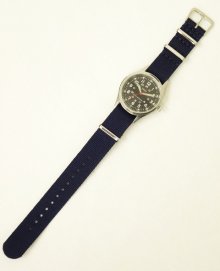 他の写真1: J.CREW x TIMEX フィールドウォッチ ブラック/ネイビーベルト (USED)