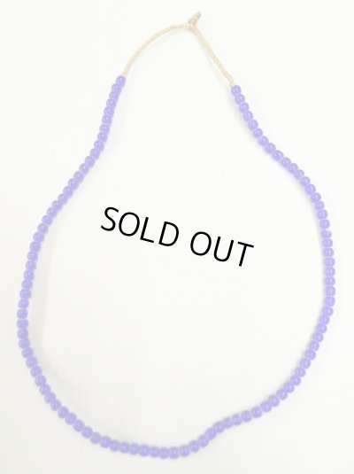 画像1: ホワイトハーツ ガラスビーズ ネックレス ネイビー 6mm (VINTAGE)