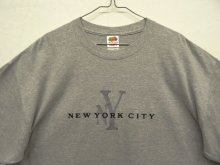 他の写真1: NEW YORK CITY ロゴ刺繍 スーベニア 半袖 Tシャツ グレー (VINTAGE)