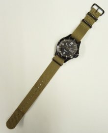 他の写真1: J.CREW x TIMEX フィールドウォッチ ブラック/カーキベルト (USED)