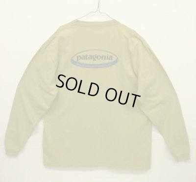 画像1: 90'S PATAGONIA 黒タグ オーバルロゴ バックプリント 長袖 Tシャツ ピスタチオ USA製 (VINTAGE)