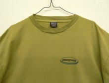 他の写真1: 90'S PATAGONIA 黒タグ オーバルロゴ バックプリント 長袖 Tシャツ ピスタチオ USA製 (VINTAGE)