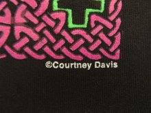 他の写真3: 90'S FASHION VICTIM "COURTNEY DAVIS" シングルステッチ 半袖 Tシャツ ブラック USA製 (DEADSTOCK)