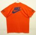 画像4: 80'S NIKE "JOHN FARRELL'S" 紺タグ シングルステッチ 半袖 Tシャツ オレンジ USA製 (DEADSTOCK) (4)