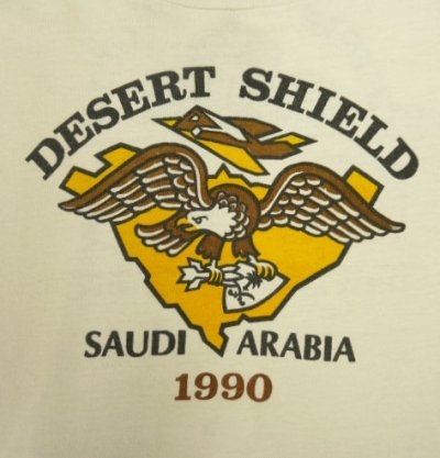 画像3: 90'S DESERT SHIELD 染み込み両面プリント シングルステッチ 半袖 Tシャツ ホワイト USA製 (VINTAGE)