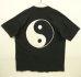 画像4: 90'S YIN AND YANG 両面プリント シングルステッチ 半袖 Tシャツ ブラック USA製 (VINTAGE) (4)