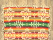 他の写真1: PENDLETON "BEAVER STATE" フリンジ付き ウールラグ ネイティブ柄 140cm x 120cm USA製 (USED)