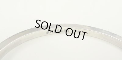 画像5: ナバホ族 インディアンジュエリー "J.CADMAN" スタンプワーク シルバー スクエアバングル (NEW)