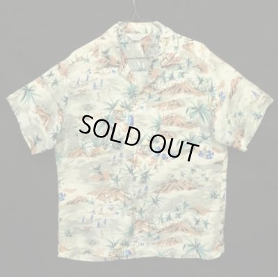 画像1: 60'S ALOHA SHIRT "三角タグ" レーヨン 半袖 オープンカラーシャツ 総柄 (VINTAGE)