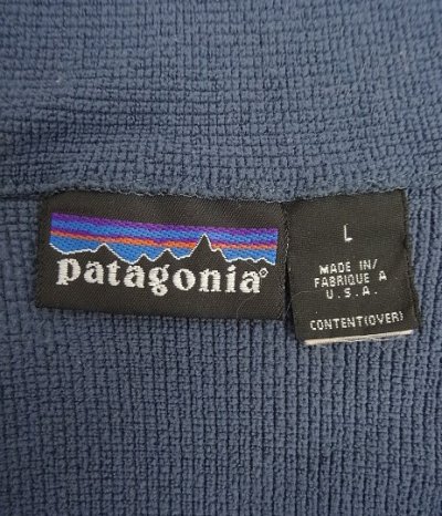 画像2: 00'S PATAGONIA 裾ロゴ レギュレーター R1 ハーフジップ ロングスリーブ ダークブルー USA製 (VINTAGE)