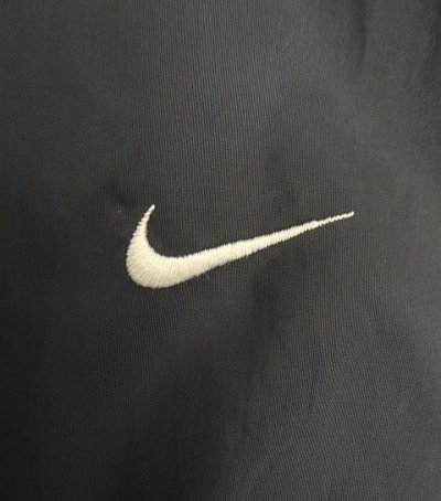 画像3: 90'S NIKE 胸ロゴ 裏地メッシュ  ライン入り ナイロンジャケット ブラック/チャコール  (VINTAGE)