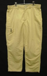 PATAGONIA 右サイドジップポケット付き ナイロンパンツ ベージュ (USED)