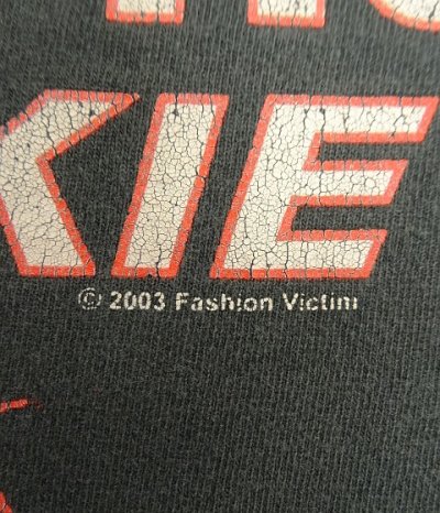 画像4: 00'S FASHION VICTIM "ANIME JUNKIE" 半袖 Tシャツ フェードブラック (VINTAGE)