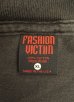 画像2: 90'S FASHION VICTIM "COURTNEY DAVIS" 長袖 Tシャツ フェードブラック USA製 (VINTAGE) (2)