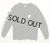 90'S FASHION VICTIM "YIN & YANG" 袖＆両面プリント 長袖 Tシャツ ブラック USA製 (VINTAGE)