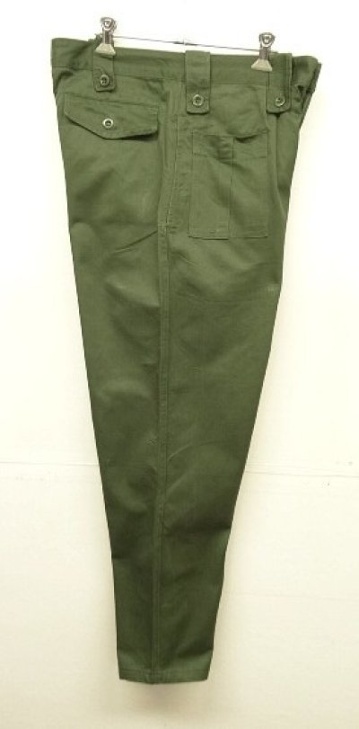 画像3: 70'S ベルギー軍 "左右非対称ポケット" プリーツ入り カーゴパンツ ミリタリーグリーン 5DE (VINTAGE)