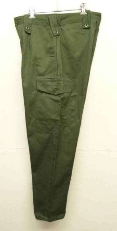 画像4: 70'S ベルギー軍 "左右非対称ポケット" プリーツ入り カーゴパンツ ミリタリーグリーン 5DE (VINTAGE)