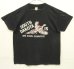 画像1: 80'S SILVER DOLLAR BAR "SOUTH DAKOTA" シングルステッチ 両面プリント 半袖 Tシャツ ブラック USA製 (VINTAGE) (1)