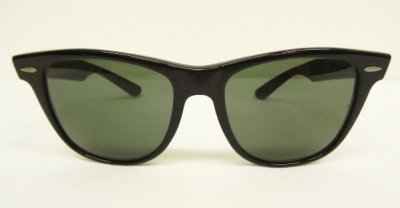 画像1: 90'S B&L ボシュロム製 RAY-BAN "WAYFARER II" サングラス ブラック USA製 (VINTAGE)