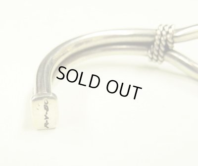 画像6: ナバホ族 インディアンジュエリー "STEVE ARVISO" ホースウィスパラー シルバーバングル (NEW)