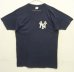 画像1: 80'S CHAMPION "NEW YORK YANKEES"トリコタグ シングルステッチ 半袖 Tシャツ ネイビー USA製 (VINTAGE) (1)
