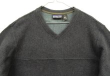 他の写真1: 01'S PATAGONIA 袖先ロゴ 同色切り替え Vネック ニット ネイビー USA製 (VINTAGE)