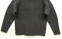 他の写真3: 01'S PATAGONIA 袖先ロゴ 同色切り替え Vネック ニット ネイビー USA製 (VINTAGE)