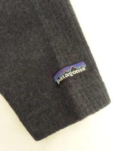 画像3: 01'S PATAGONIA 袖先ロゴ 同色切り替え Vネック ニット ネイビー USA製 (VINTAGE)