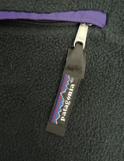 画像4: 90'S PATAGONIA "STRETCH SYNCHILLA TOP" Rマーク旧ロゴ シンチラ ハーフジップ プルオーバー ブラック USA製 (VINTAGE)