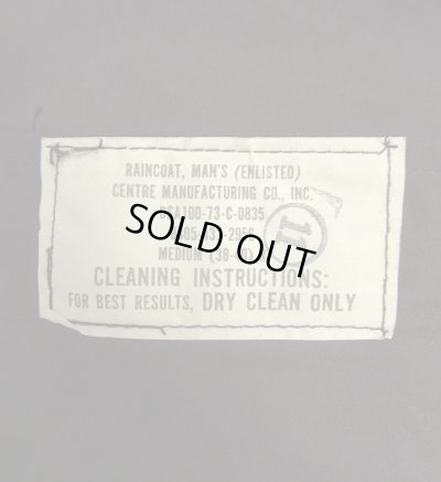 画像2: 70'S アメリカ軍 US NAVY チンスト付き エポレット無し ステンシル入り バルマカーンコート ネイビー (VINTAGE)