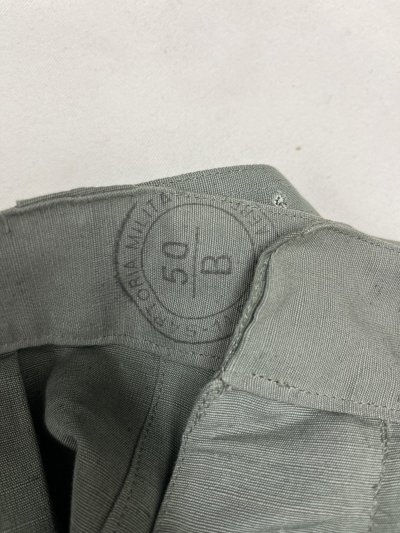 画像2: イタリア軍 エアフォース ベルト付き フィールドパンツ ririシップ グレーカーキ (DEADSTOCK)