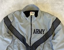 他の写真1: アメリカ軍 US ARMY IPFU ナイロン トレーニングジャケット グレー/ブラック (VINTAGE)