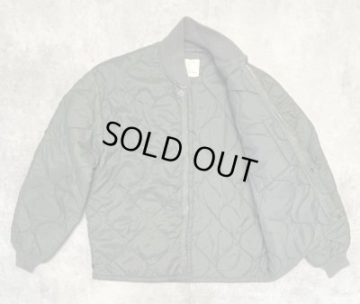 画像4: 70'S アメリカ軍 USAF "CWU-9/P" キルティング ライナージャケット セージグリーン (VINTAGE) 