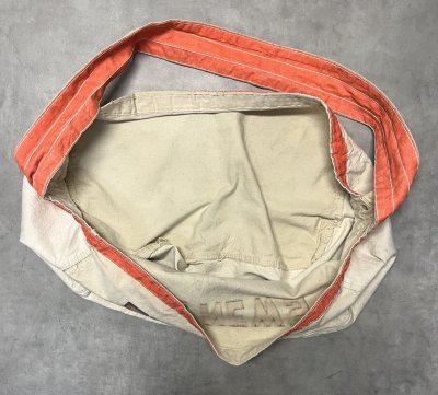 画像4: 60'S THE NEWS AND OBSERVER 染み込みプリント ニュースペーパーバッグ オフホワイト/オレンジ (VINTAGE)